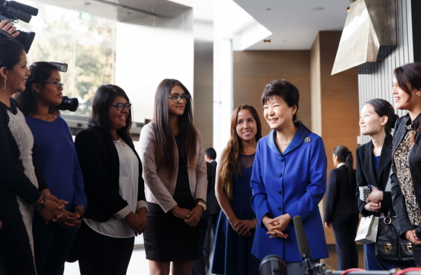 K팝 동호회 대표들과의 만남 K팝 동호회 대표들과의 만남